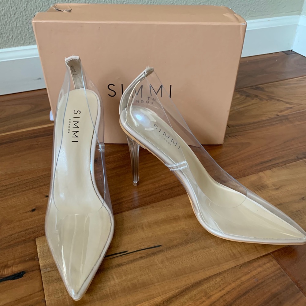 Clear pumps